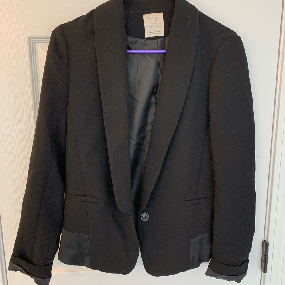 Urban Outfitters blazer size medium